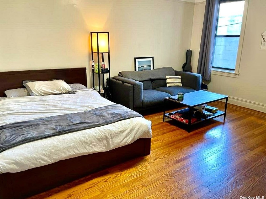 34-11 34th Ave, Long Island City, NY 11106