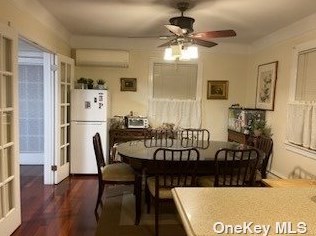 38-21 205th St, Flushing, NY 11361-1346