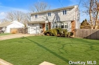 16 Hanley Ave, Huntington Station, NY 11747