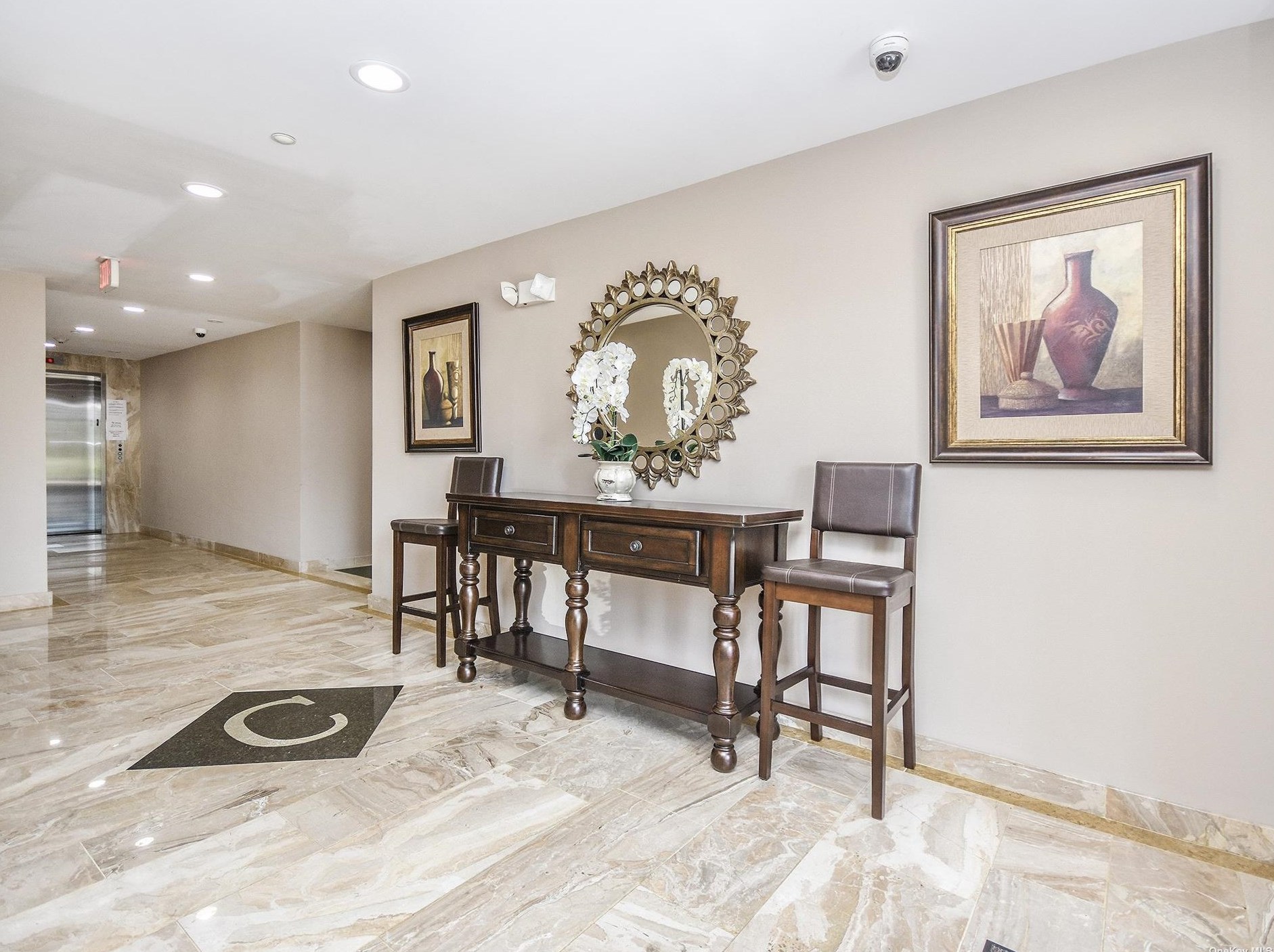 400 Carney St #507, Glen Cove, NY 11542