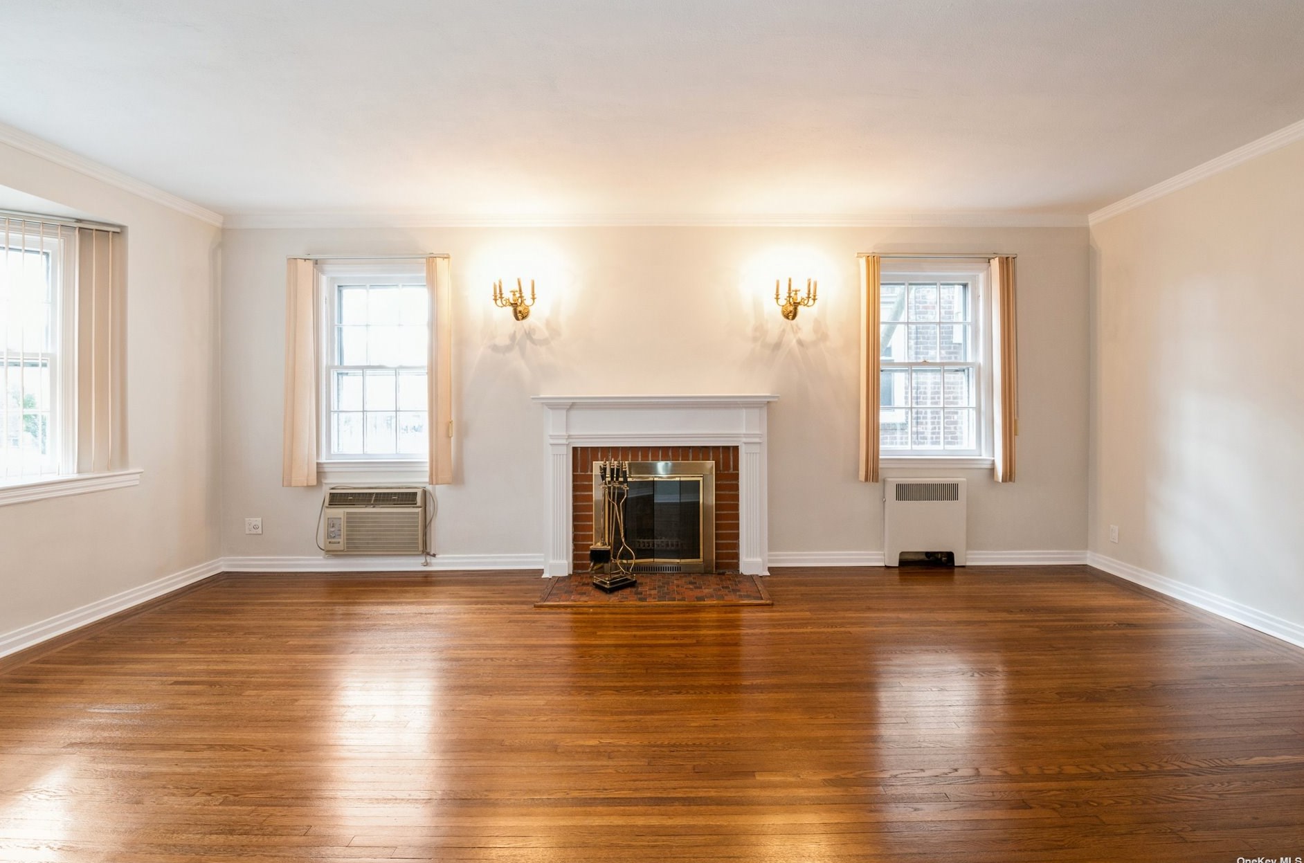 65-20 181st St, Flushing, NY 11365