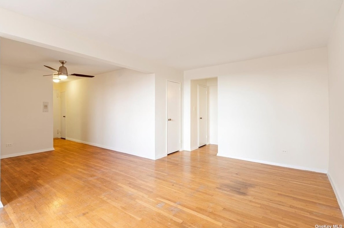 35-10 150th St #6f, Flushing, NY 11354