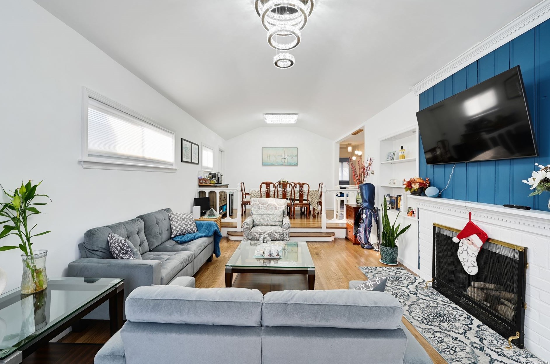 67-48 185th St, Flushing, NY 11365-1608
