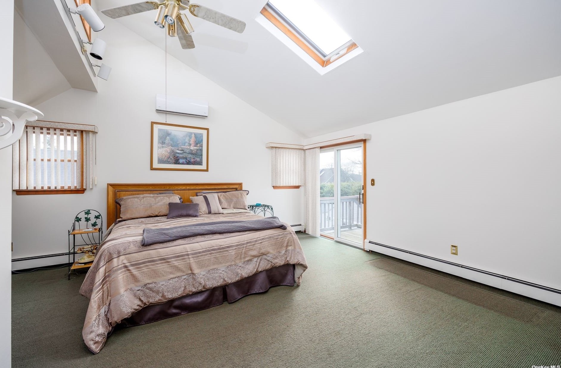 2970 Roxbury Rd, Rockville Centre NY  11572-3220 exterior