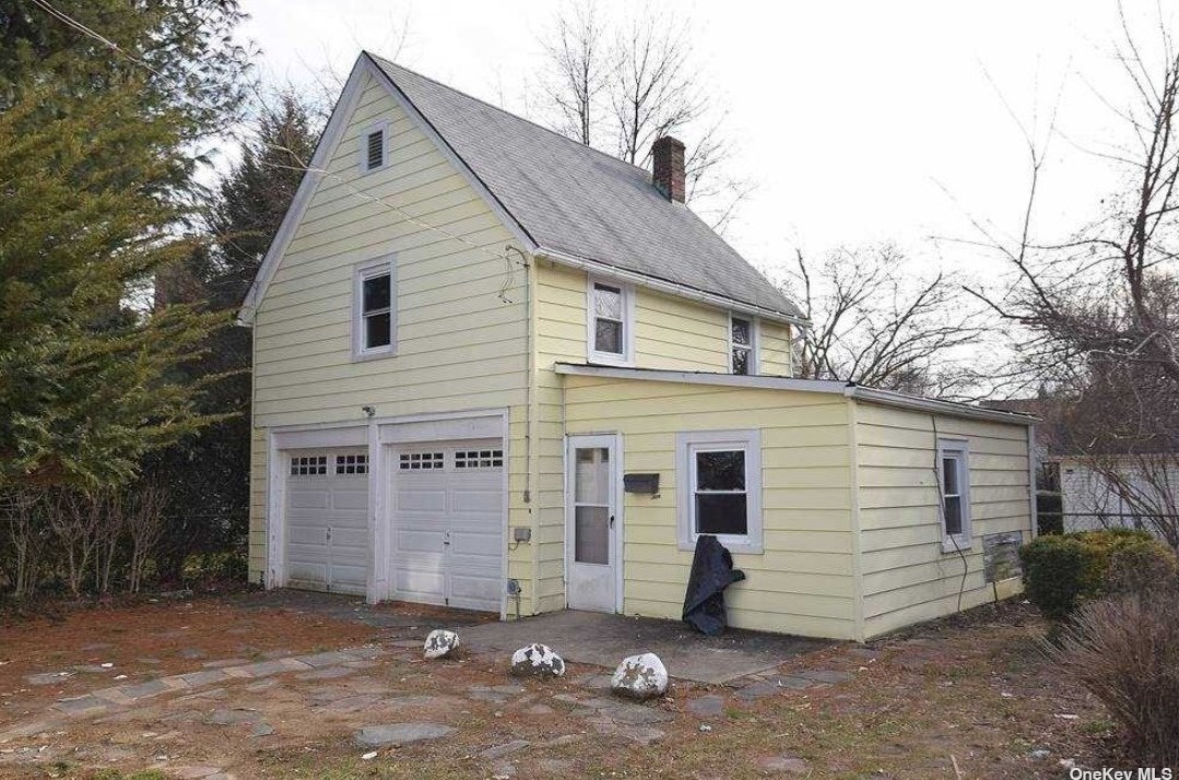 10 South St, Great Neck, NY 11023