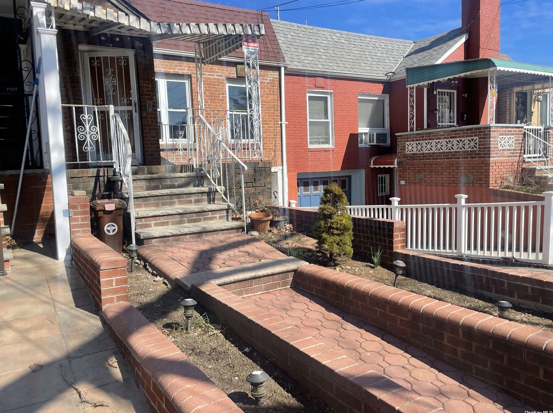 48-21 54th Ave, Flushing, NY 11378-1012