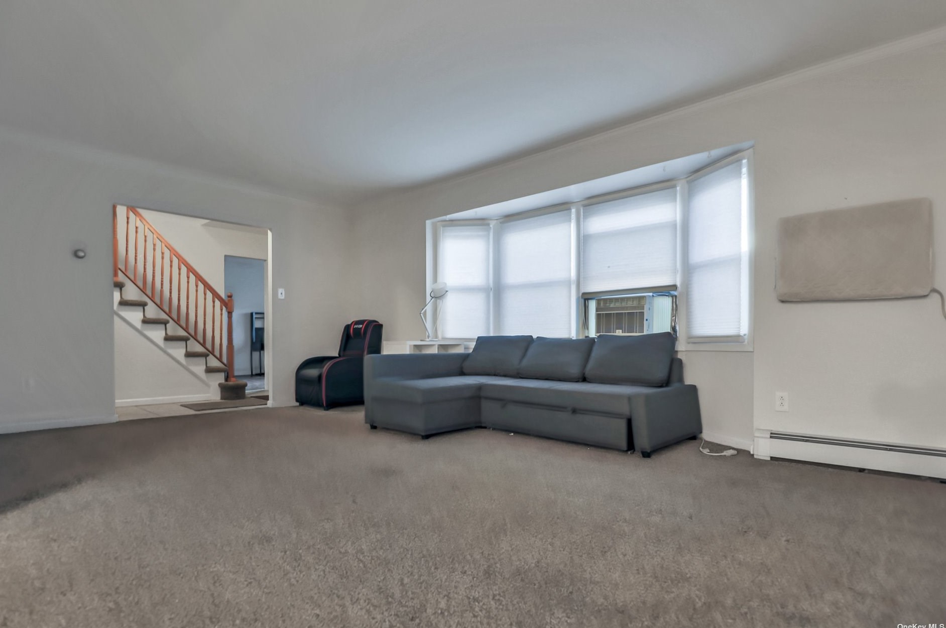 5 Hopewell Dr, Stonybrook NY  11790-2323 exterior