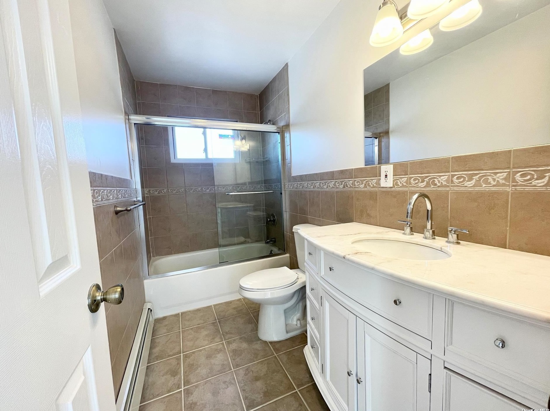 90 Wyona Ave, Selden NY  11784-3229 exterior