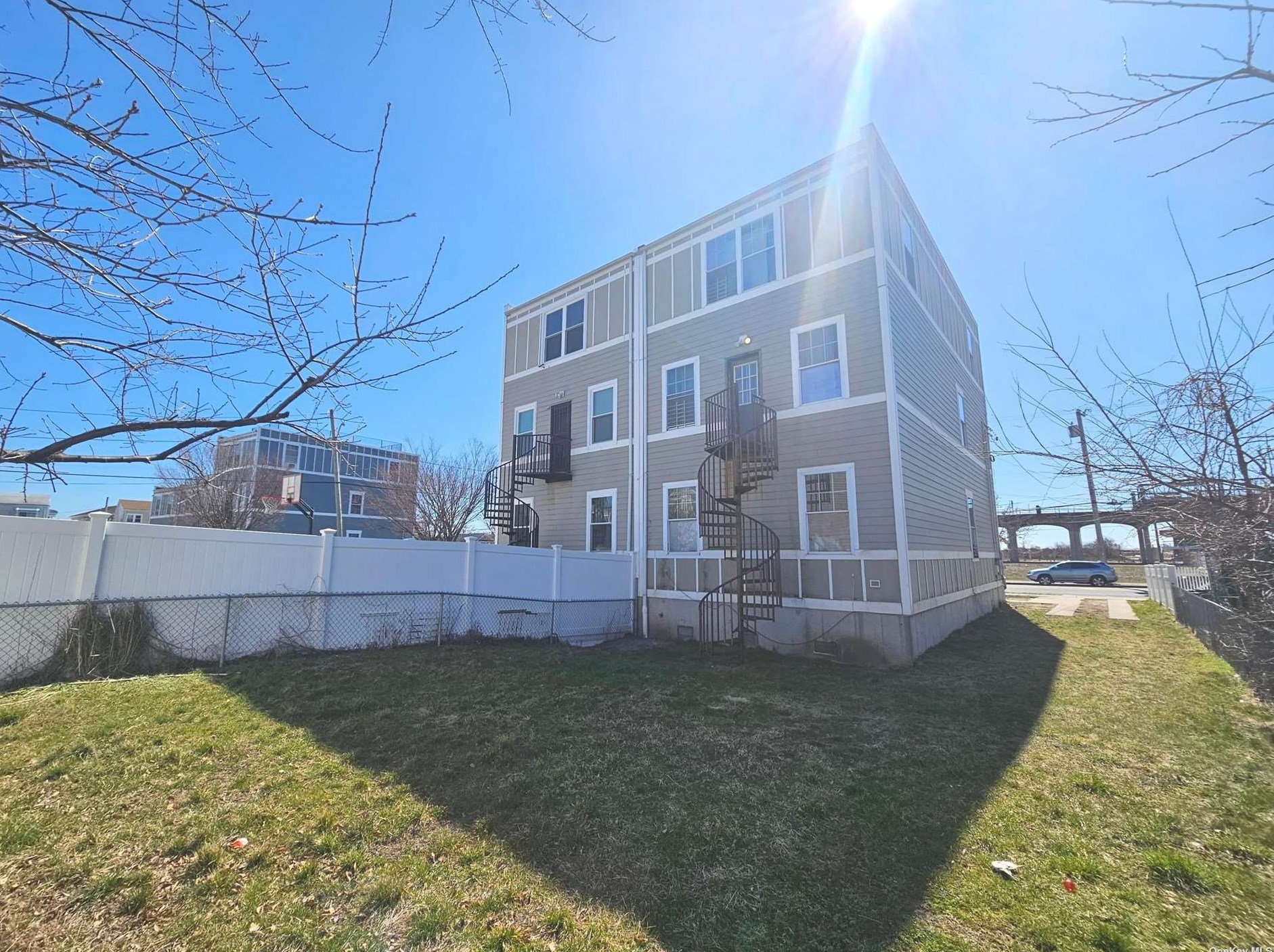 43-06 Rockaway Beach Blvd, Far Rockaway, NY 11691
