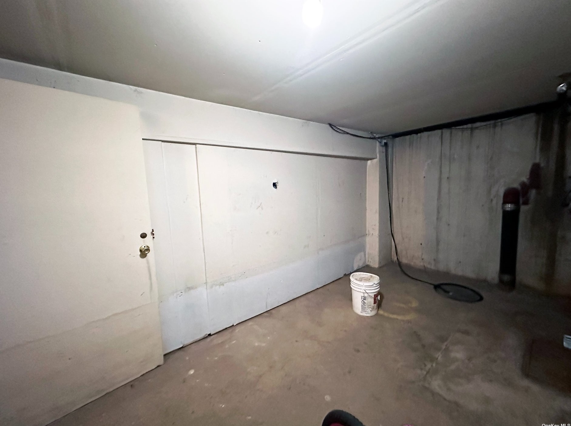 7140 163rd St, Flushing NY  11365-4217 exterior