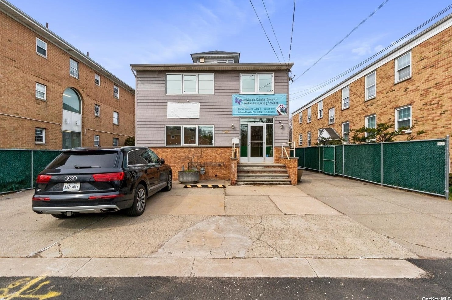 941 Forest Ave, Staten Island, NY 10310-2422