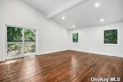 5 Evans Ln, Strongs Neck NY  exterior