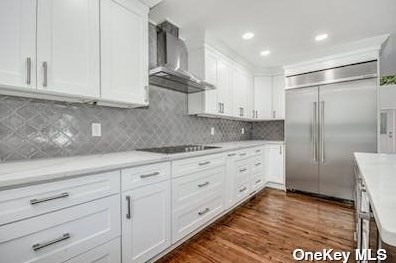 5 Evans Ln, Strongs Neck NY  exterior