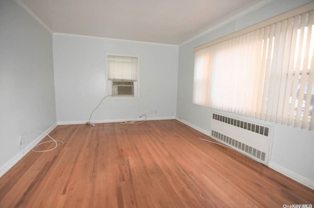 47-61 195th St #1st Fl, Flushing, NY 11358