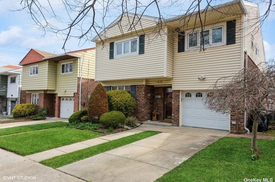 15-55 201st St, Flushing, NY 11360-1014