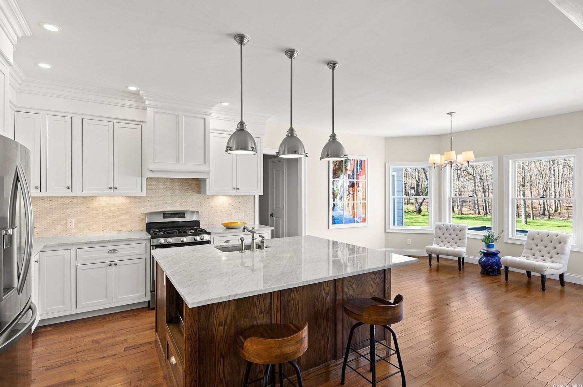 8 Quail Run, Hampton Bays NY  11946-1425 exterior