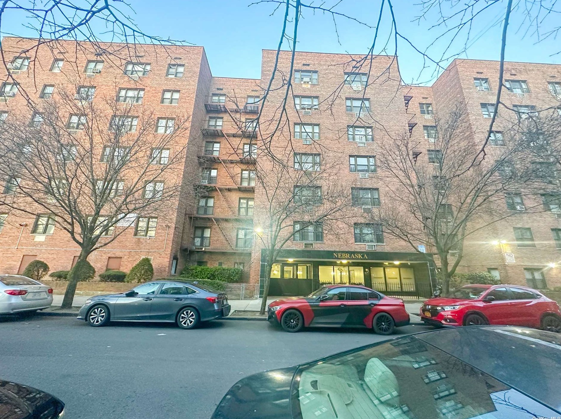 5525 98th Pl, Flushing NY  11368-3005 exterior