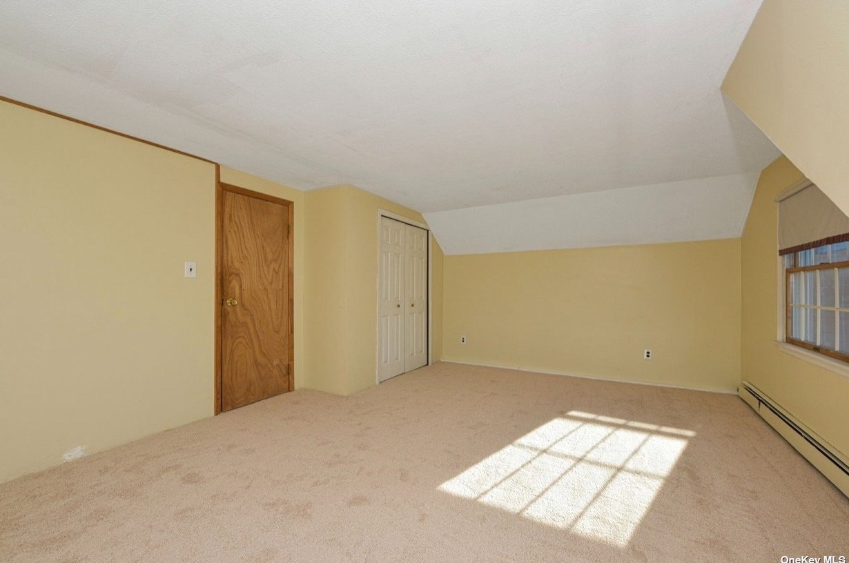 23 Torrey Pine Ln, Gordon Heights NY  11763-4212 exterior