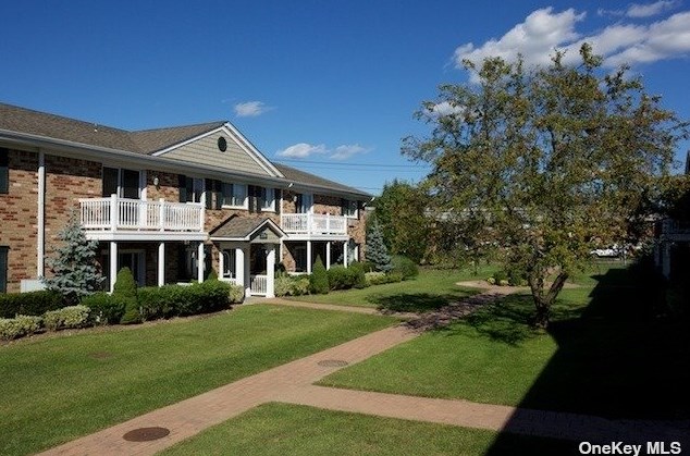 226 Lakeland Ave #g7, Sayville, NY 11782