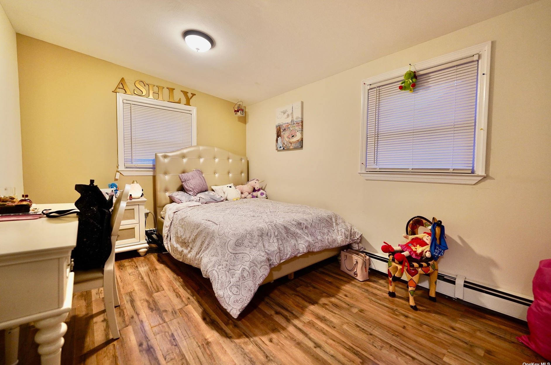 2480 Poppy St, Hempstead NY  11554-5210 exterior
