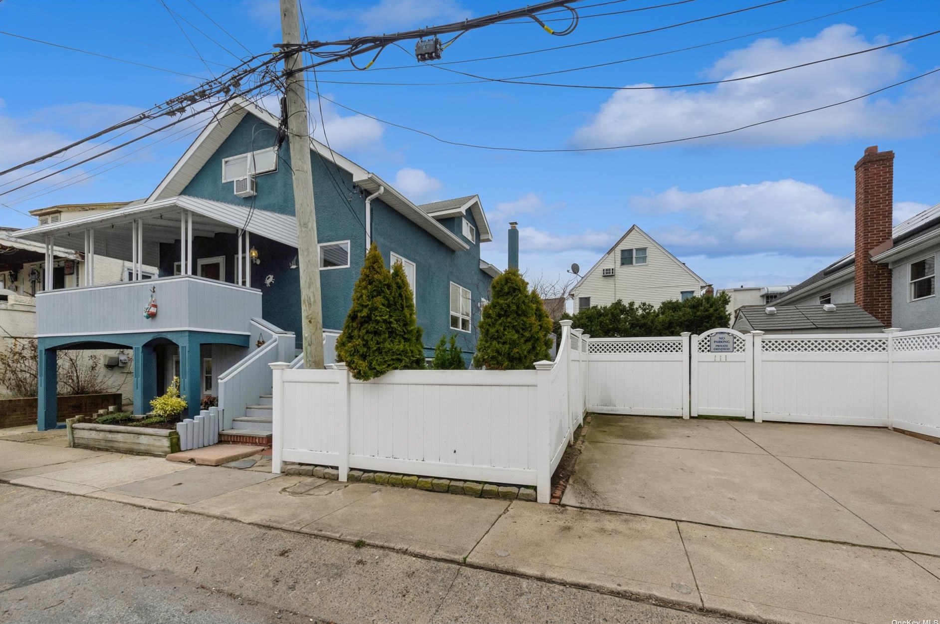 87 Brookline Ave, East Atlantic Beach, NY 11561