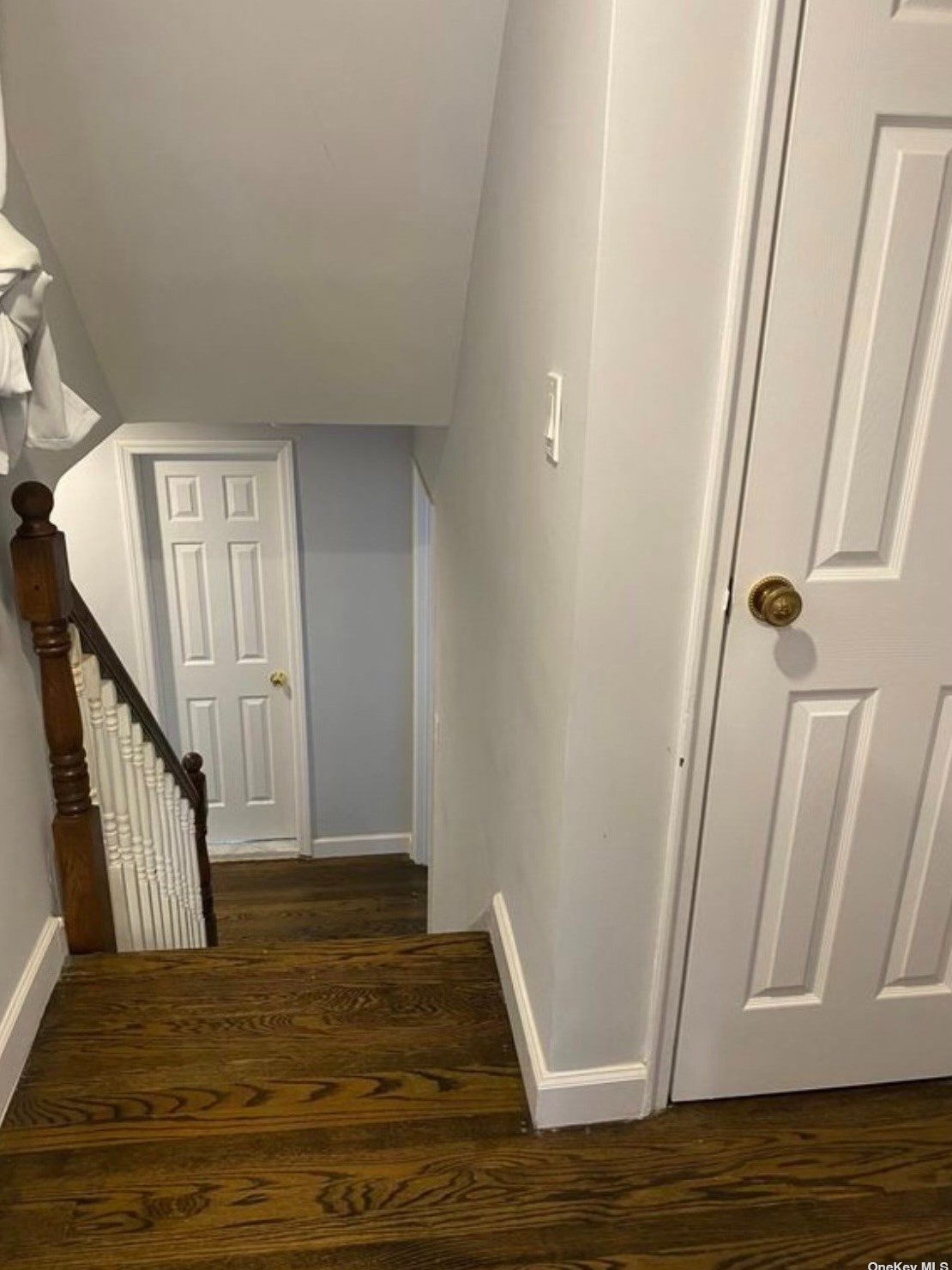 73 Chestnut St, Lynbrook NY  11563-1838 exterior