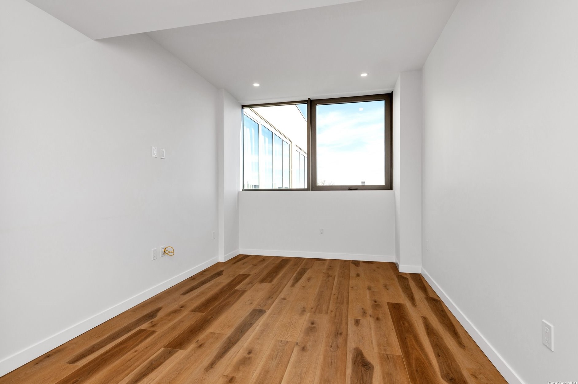8367 116th St #703, Jamaica, NY 11418