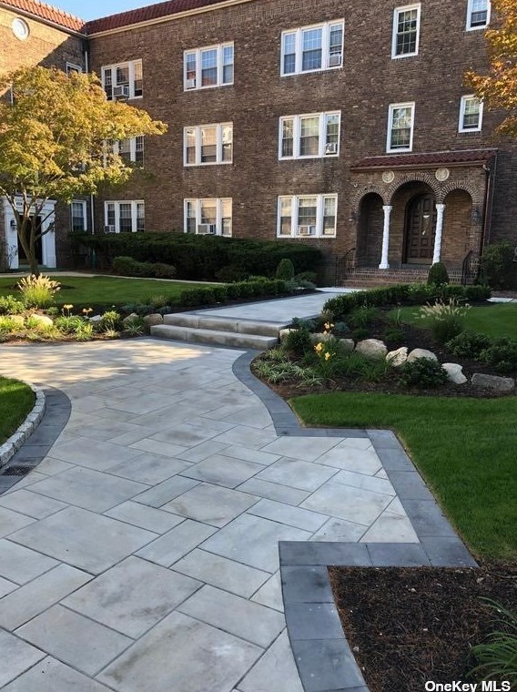 180 Hilton Ave #b-5, Hempstead, NY 11550