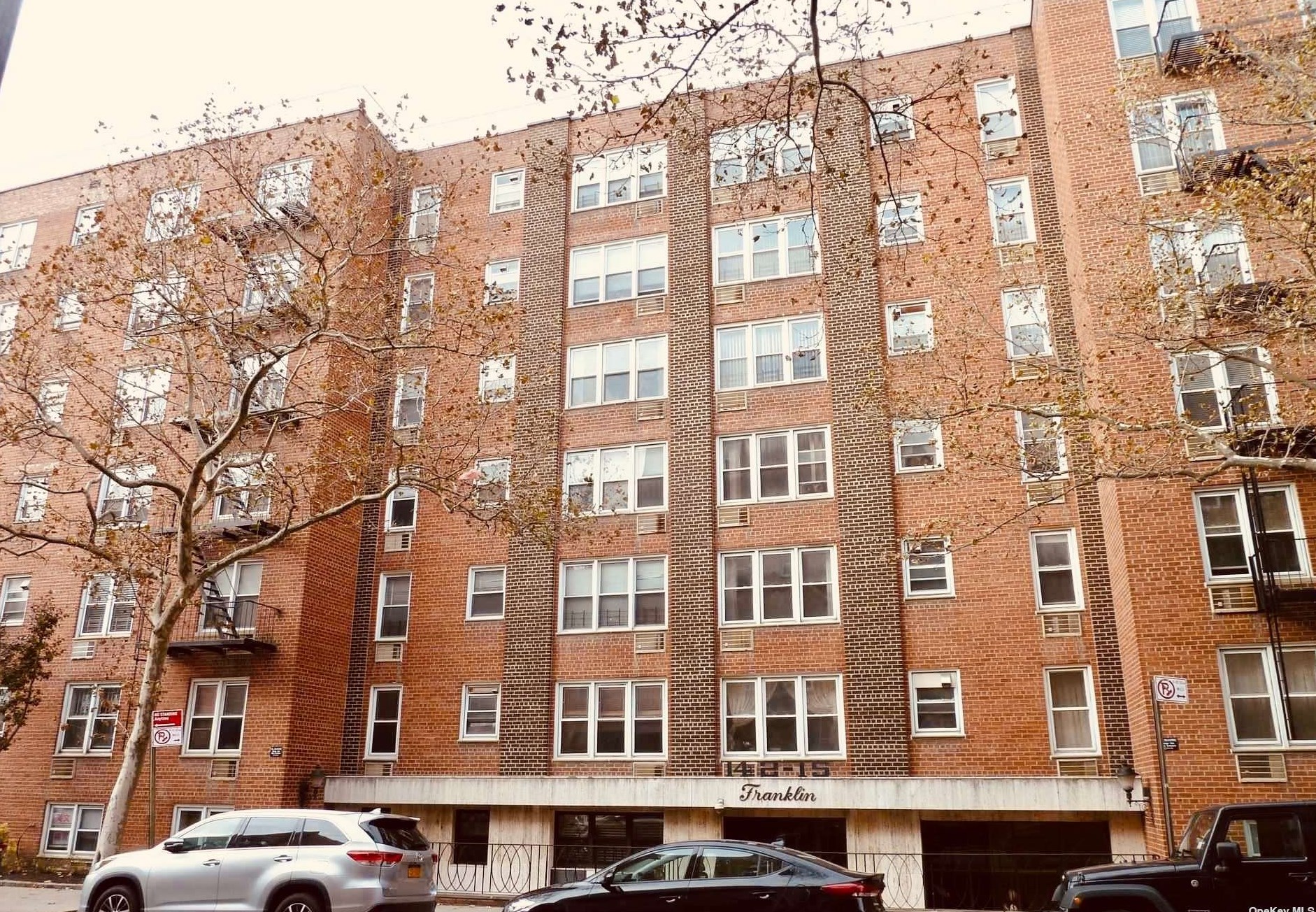 142-15 Franklin Ave, Flushing NY  11355-4642 exterior