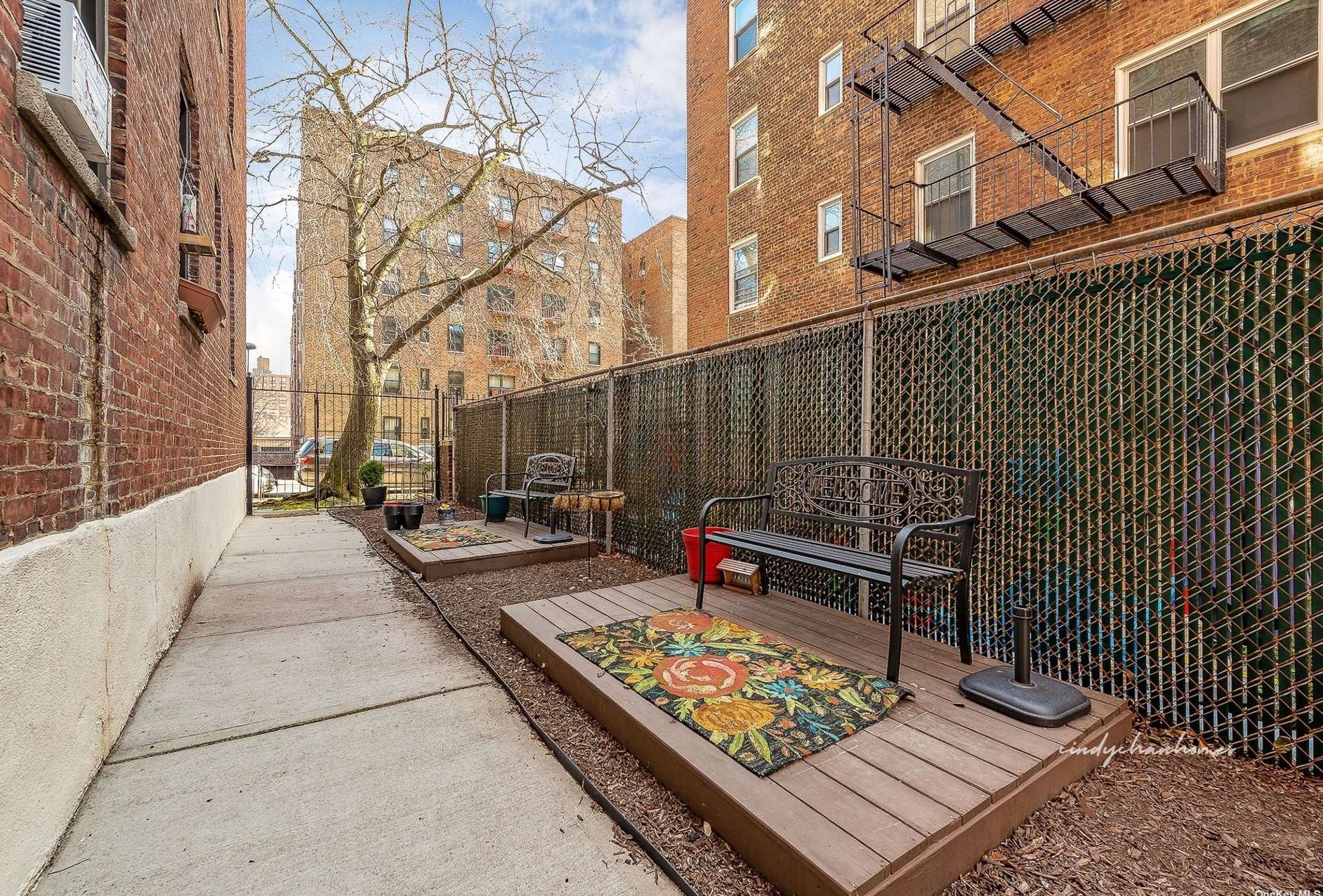 9850 67th Ave, Flushing NY  11374-4965 exterior