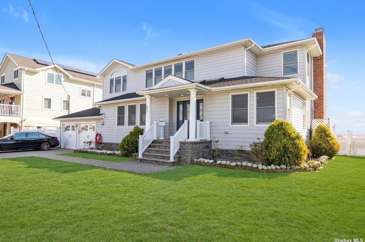 36 Brockmeyer Dr, East Massapequa, NY 11758-7803