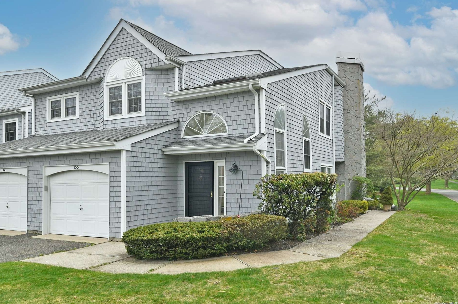 133 Lakebridge N Dr #133, San Remo, NY 11754