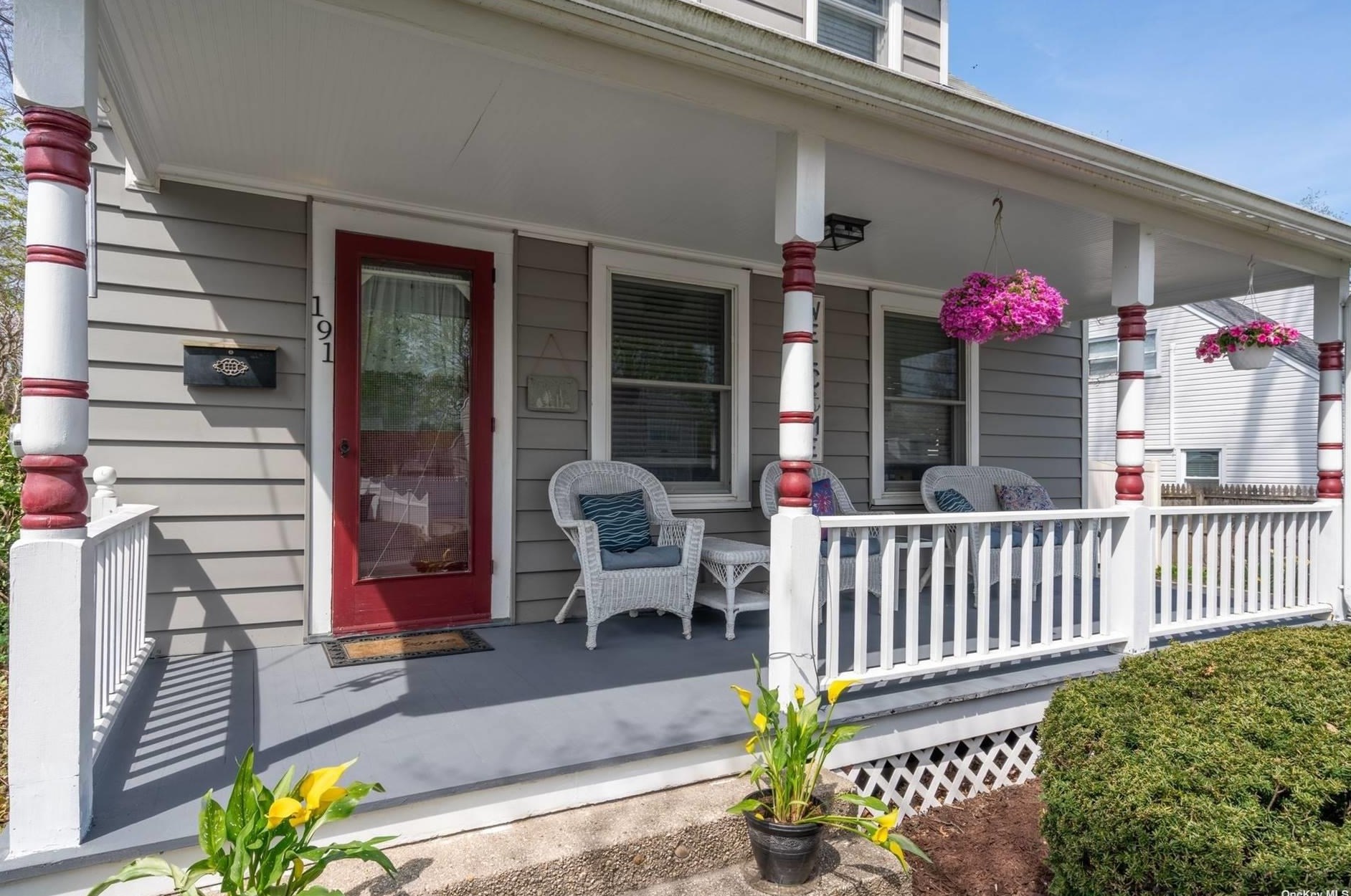 191 E 23rd St, Huntington Station, NY 11746