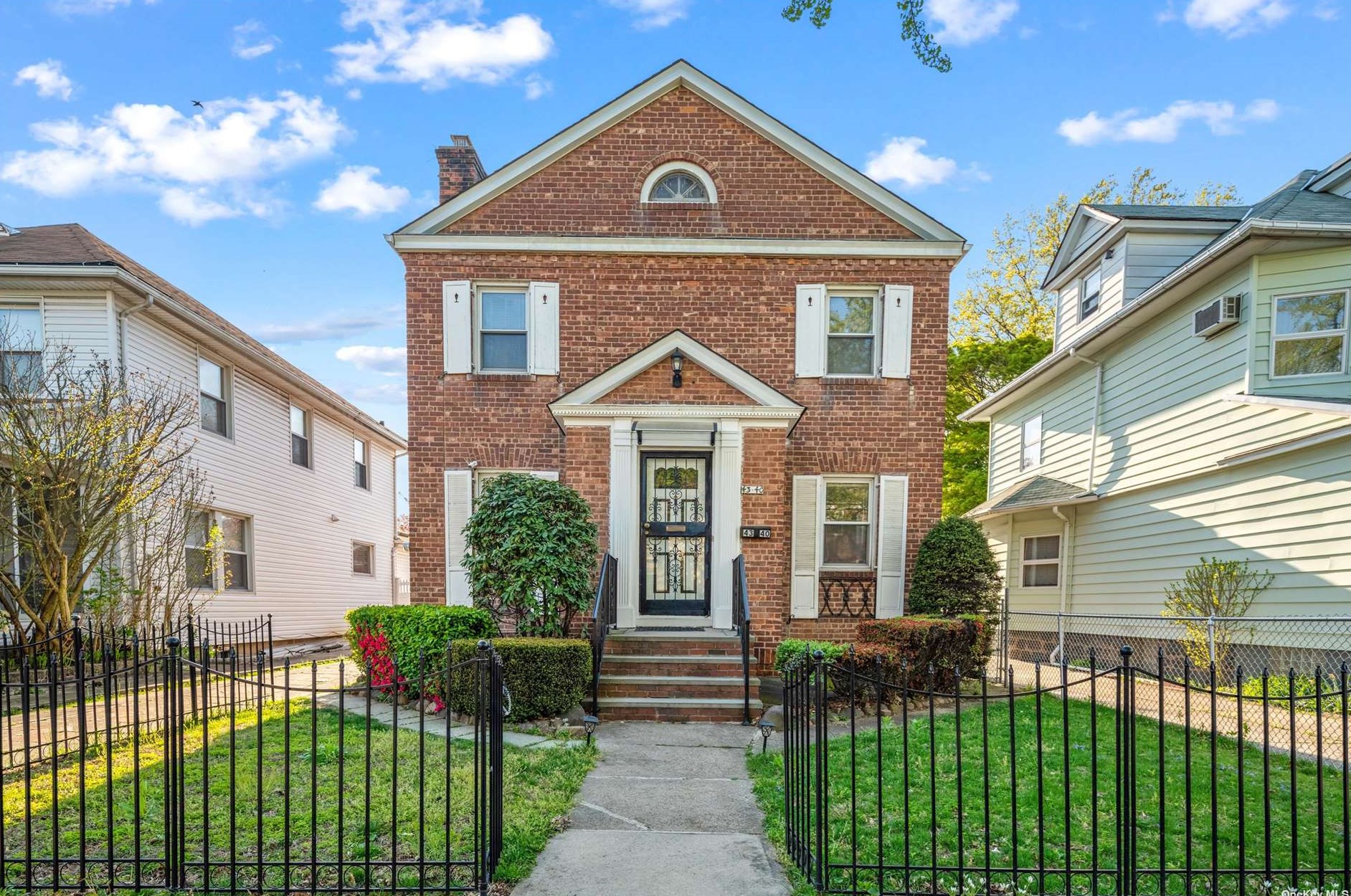 43-40 169th St, Flushing, NY 11358-4111