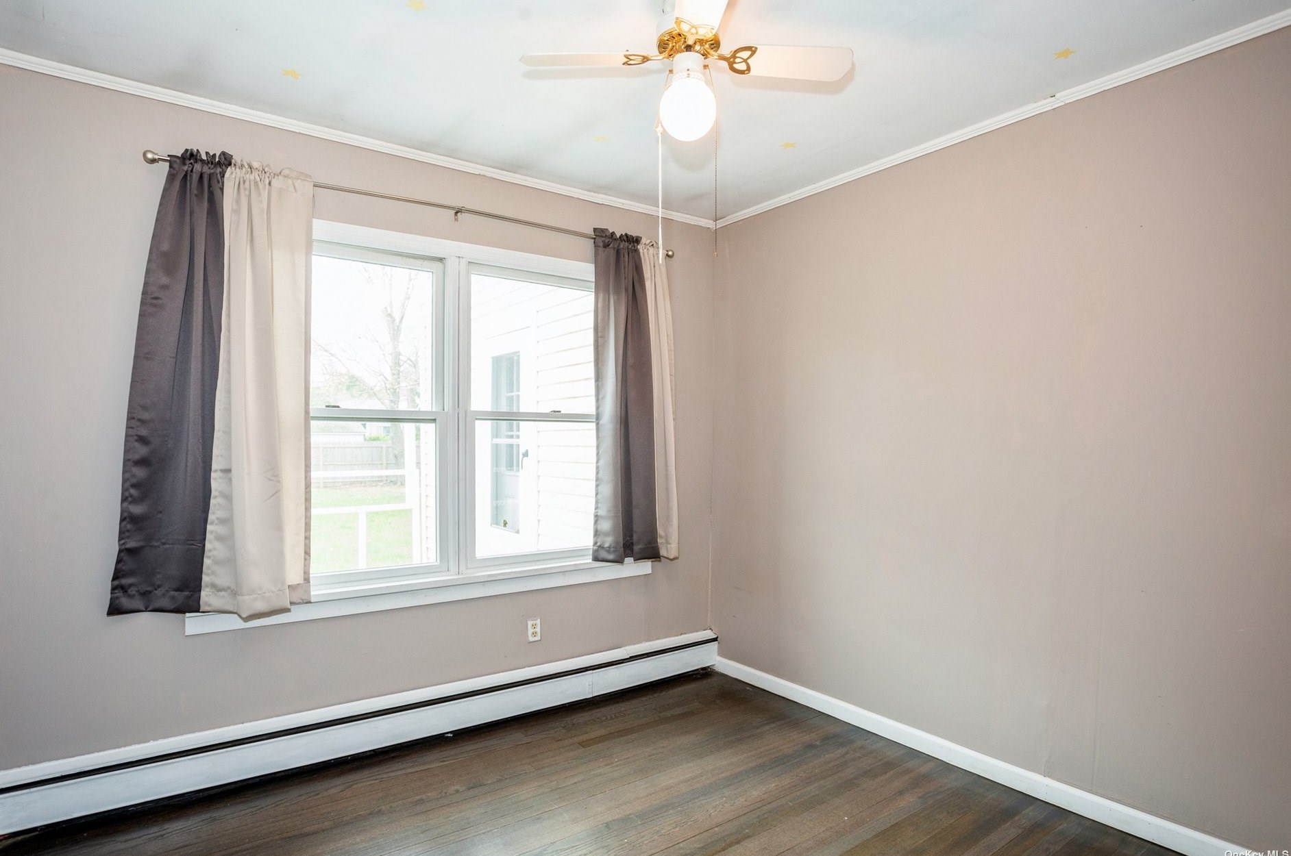 141 Chapel Ave, Canaan Lake NY  11772-5789 exterior