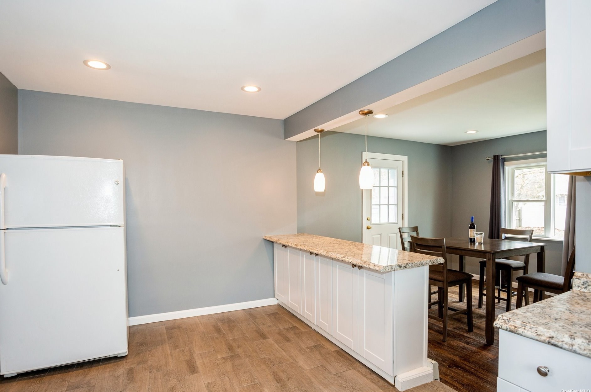 141 Chapel Ave, Canaan Lake NY  11772-5789 exterior
