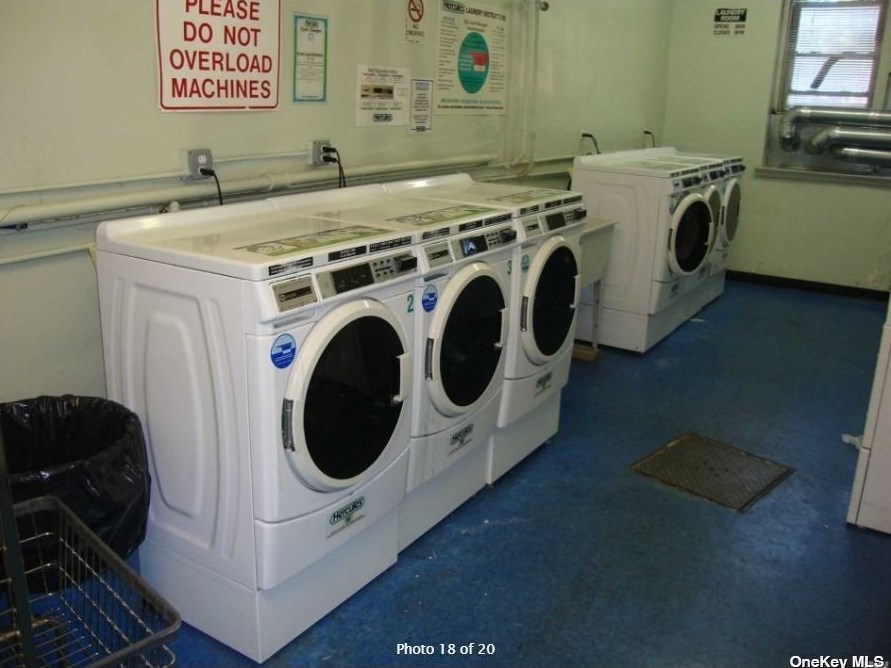 62-59 108th St, Flushing NY  11375-2524 exterior
