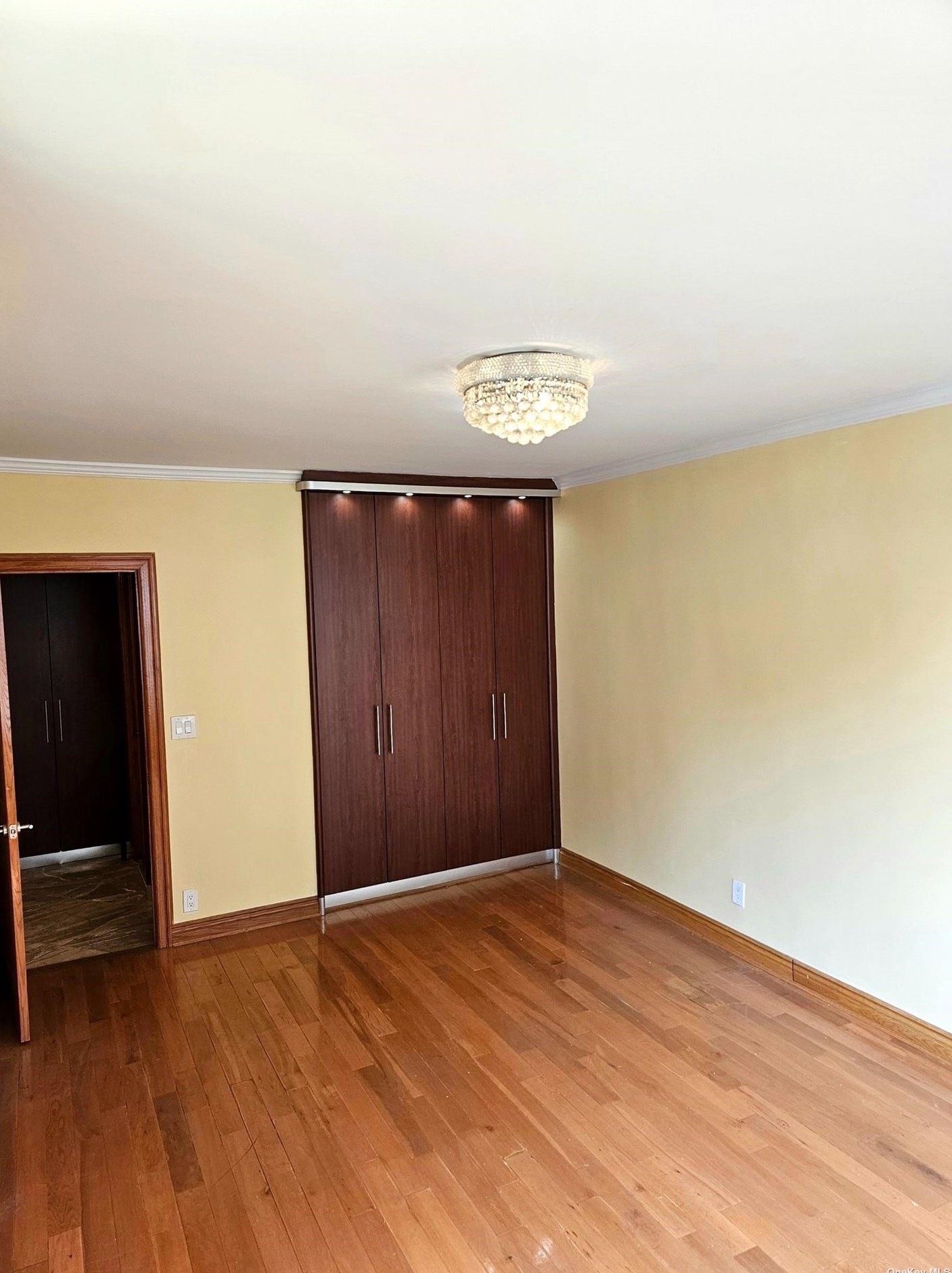 9834 63rd Dr, Flushing NY  11374-2338 exterior