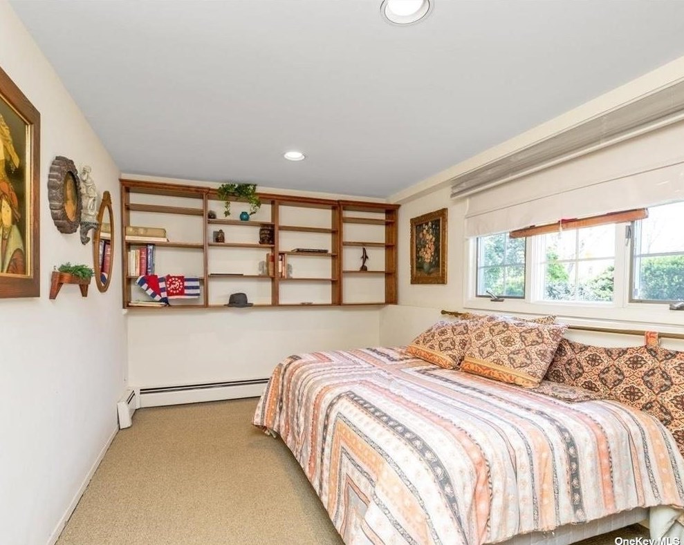 3017 Wynsum Ave, North Merrick NY  11566-5414 exterior