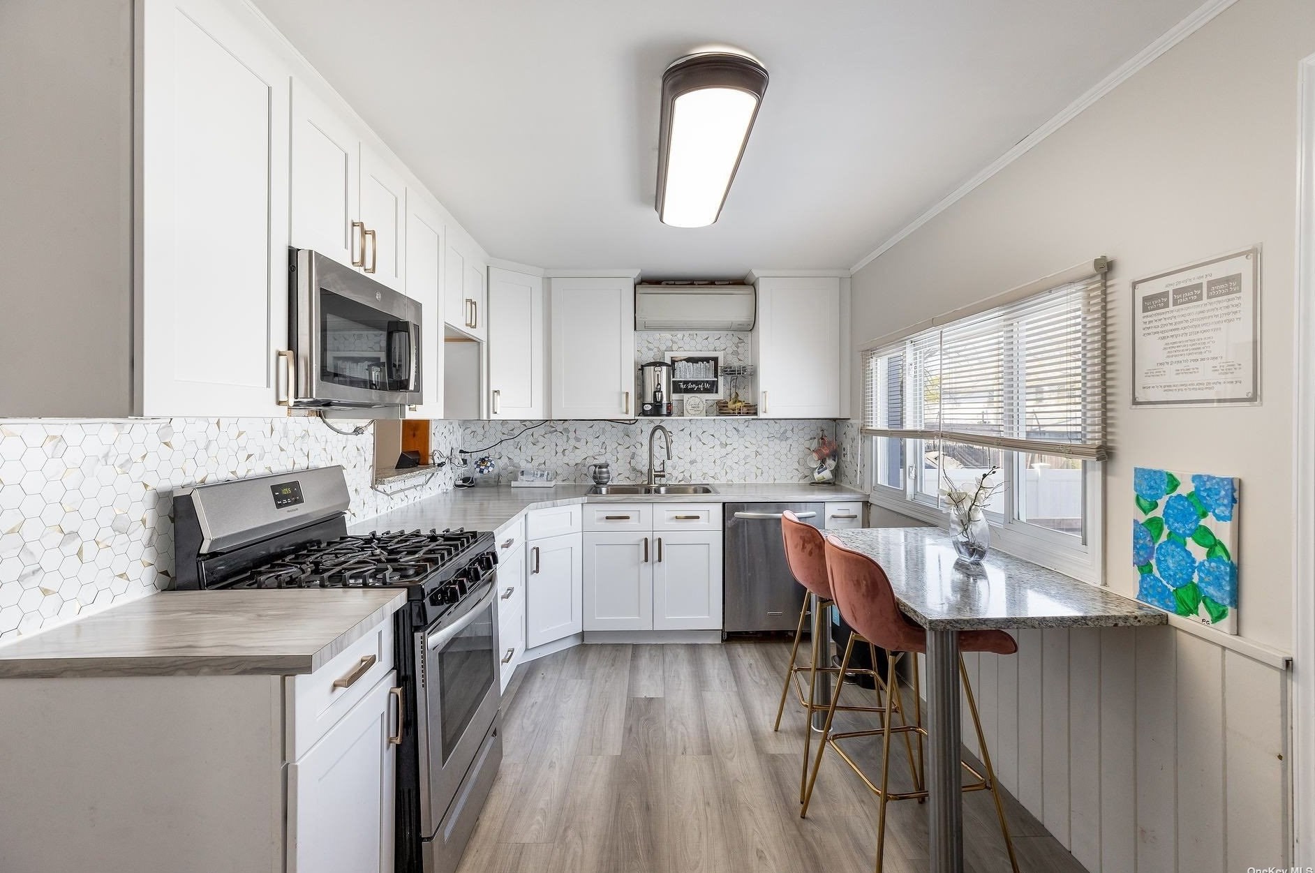 193 Elm Rd, Far Rockaway, NY 11096