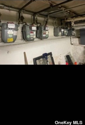 964 54th St, Brooklyn NY 11219-4020 exterior