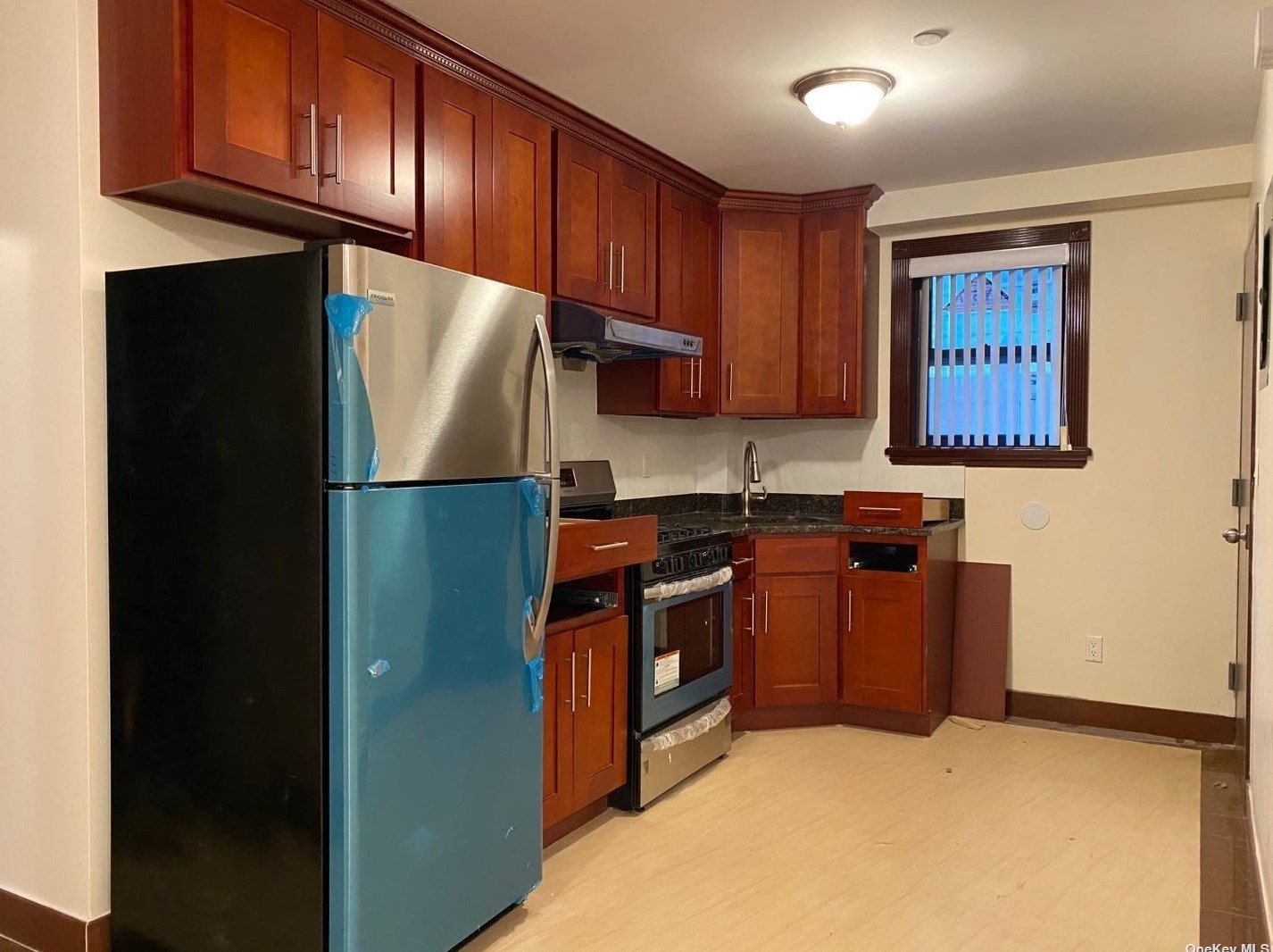 5712 136th St #2fl, Flushing, NY 11355