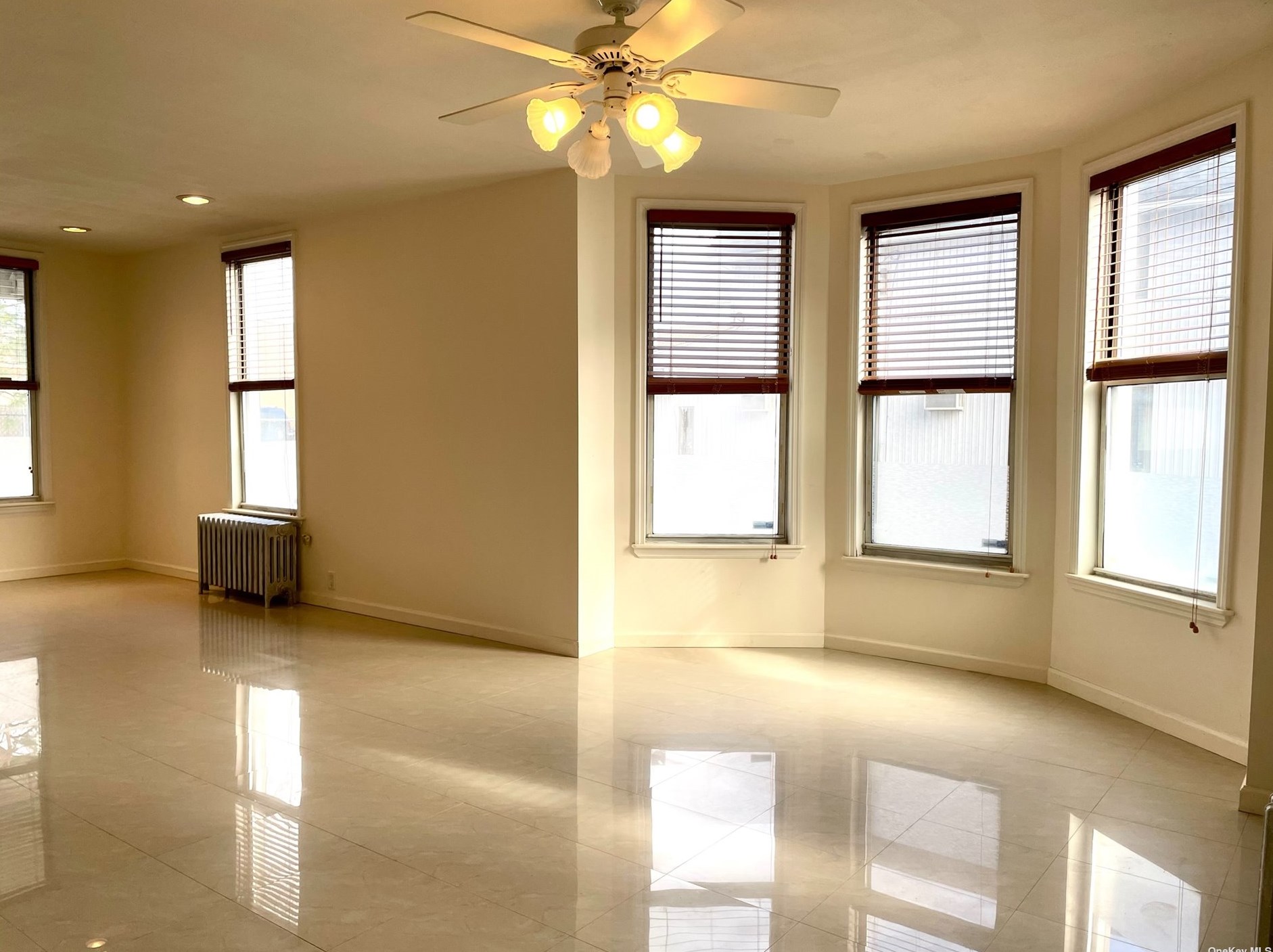 44-06 Jessie Ct, Flushing, NY 11363