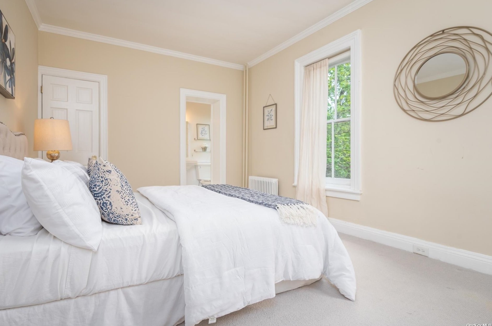 95 9th St, Garden City NY  11530-2815 exterior