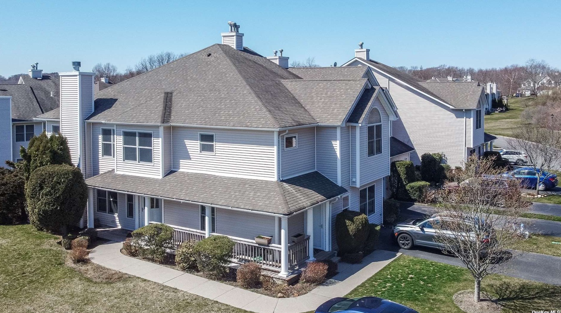 2106 Cedar Path #2106, Northampton, NY 11901