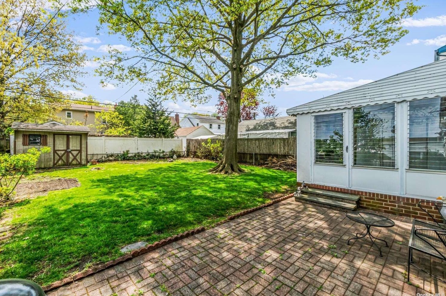 164-22 Metcalf Ave, Flushing, NY 11365-1018