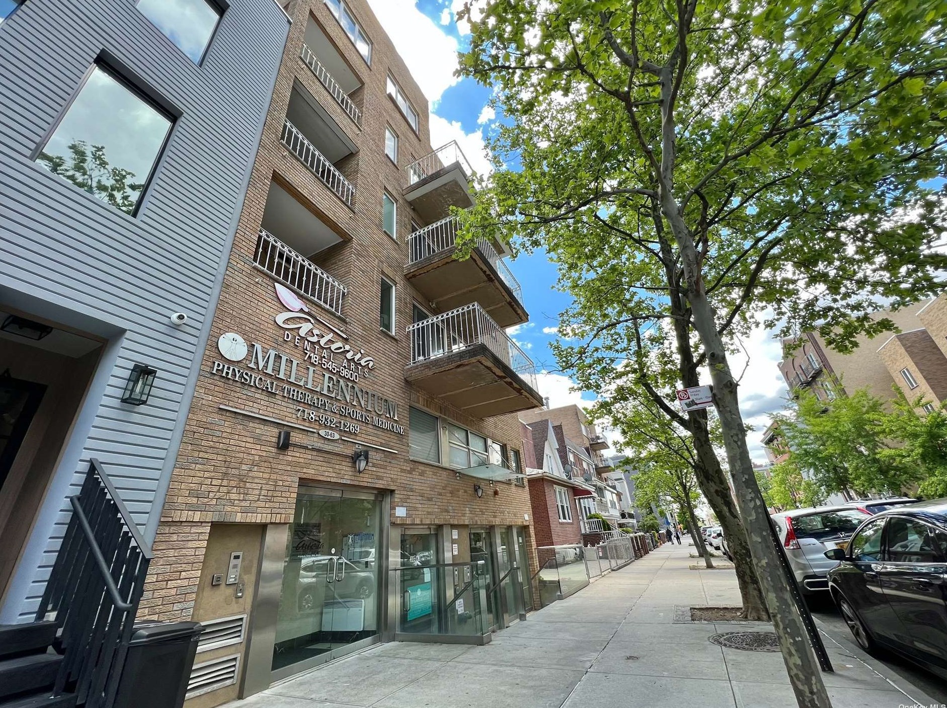 30-63 38th St #4a, Long Island City, NY 11103