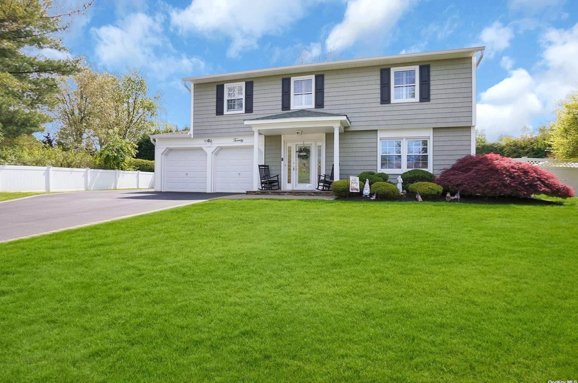 20 Executive Dr, Hauppauge, NY 11788-2116