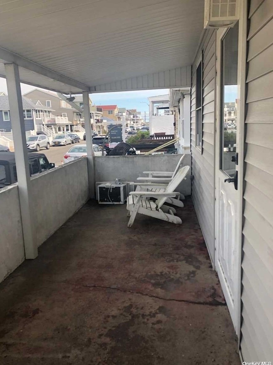 64 Minnesota Ave, East Atlantic Beach, NY 11561-1333