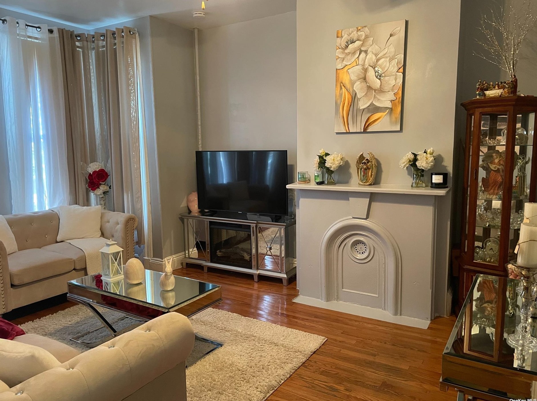 93 Elton St, Brooklyn, NY 11208-1020